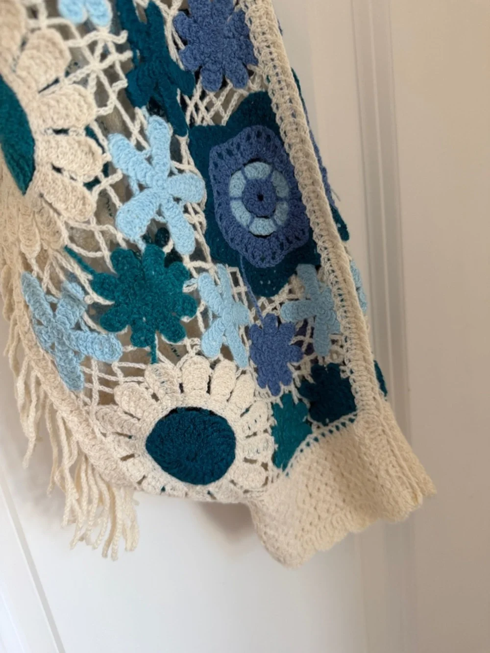 House of Harlow 1960 Multicolor Crochet Sweater Top - Picture 7 of 8